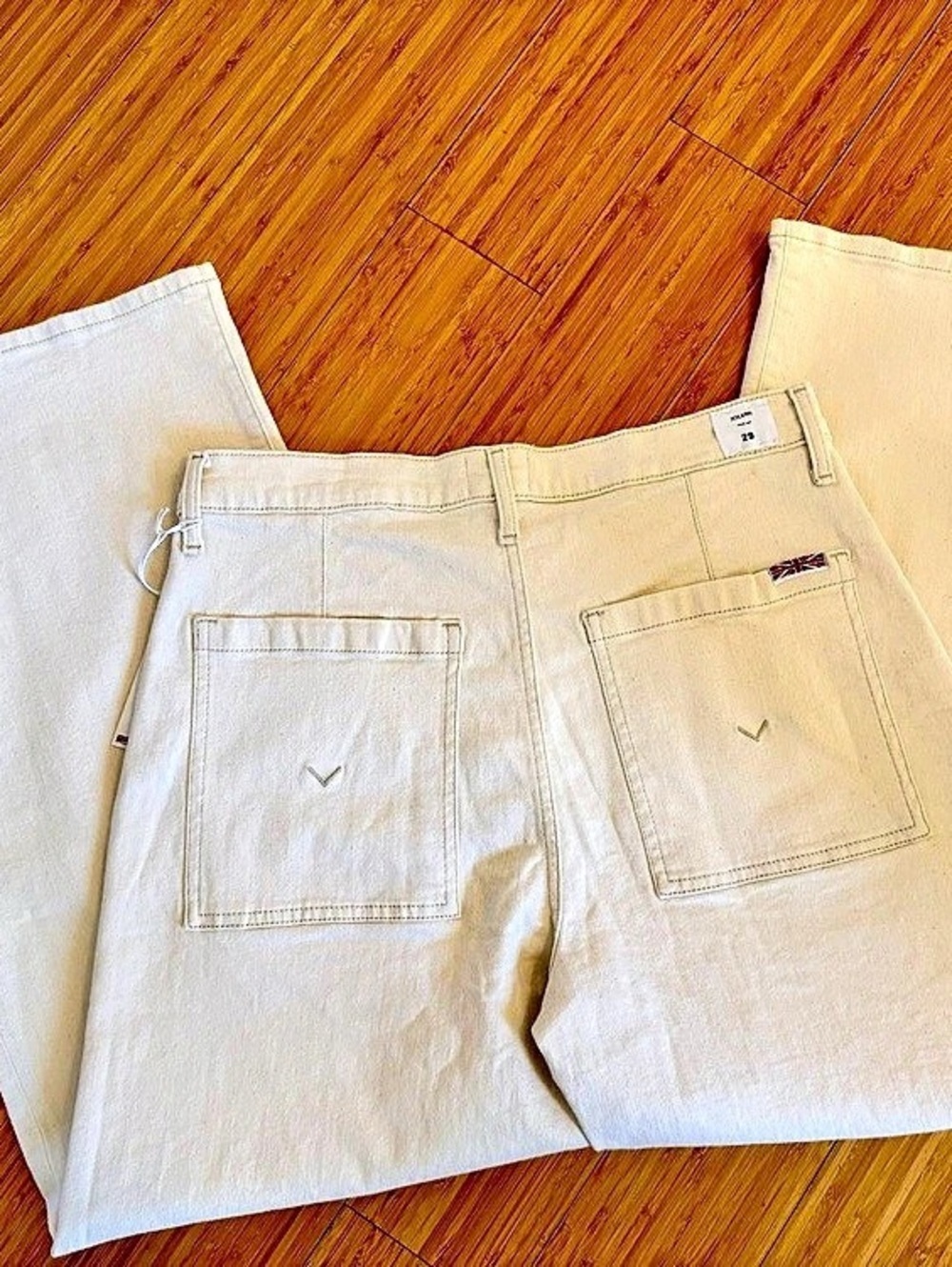 Hudson Jolene Boyfriend Jeans in White Waist 29 NWT